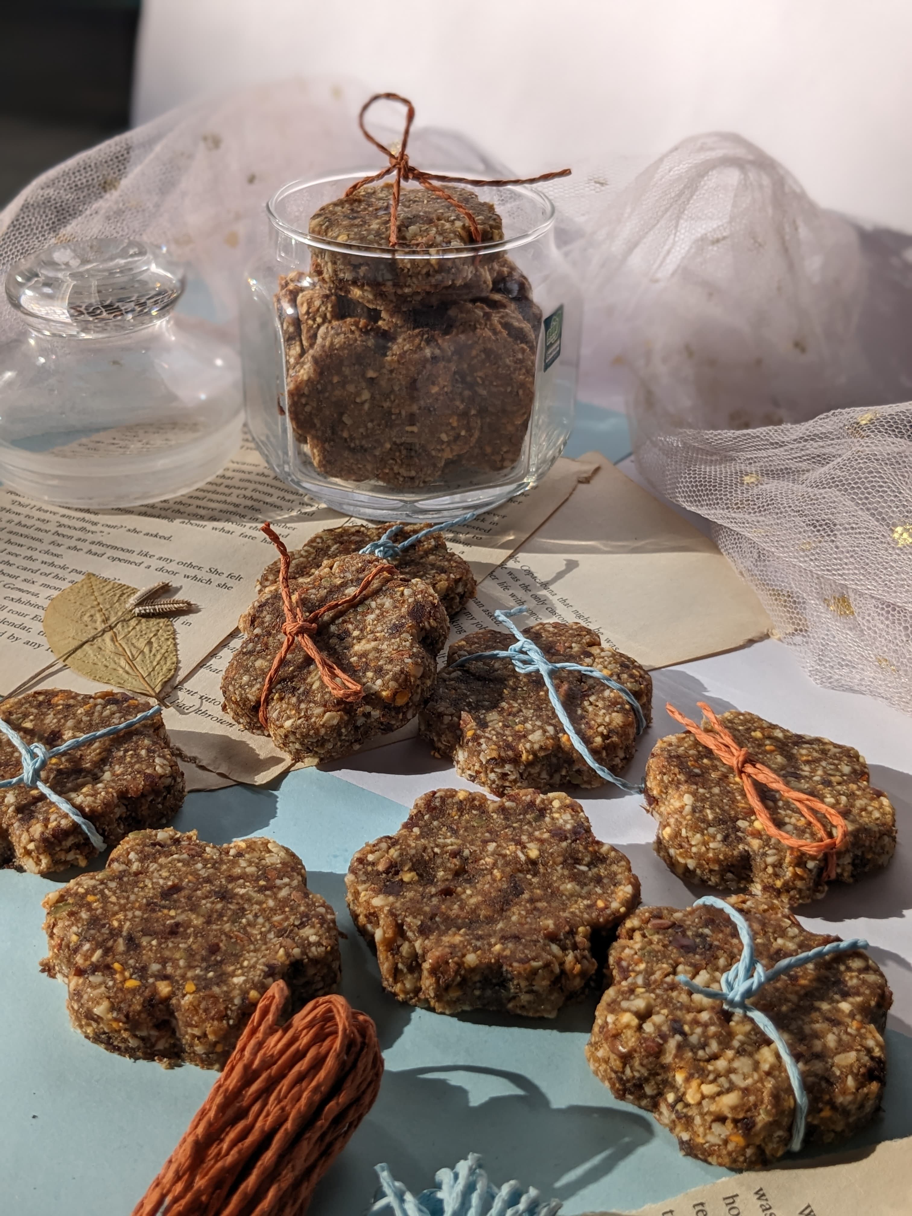Tiny Treats – Nut & Date Energy Bites for All Ages